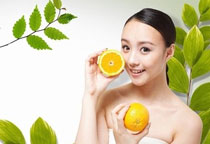 檸檬美白方法小技巧，檸檬護(hù)膚注意事項(xiàng)