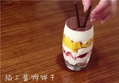 韓國的水果杯怎么做的 如何自制韓國的水果杯