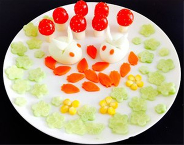幼兒親子水果拼盤圖片及做法 大家覺得誰做的最有創(chuàng)意呢