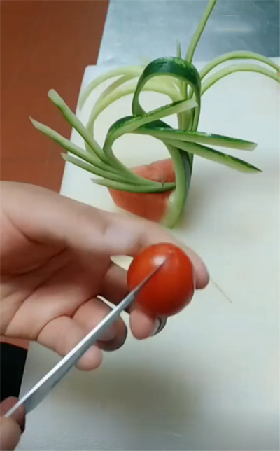 自學簡單ktv西瓜皮拉花圖解，西瓜皮拉花其實可以很簡單