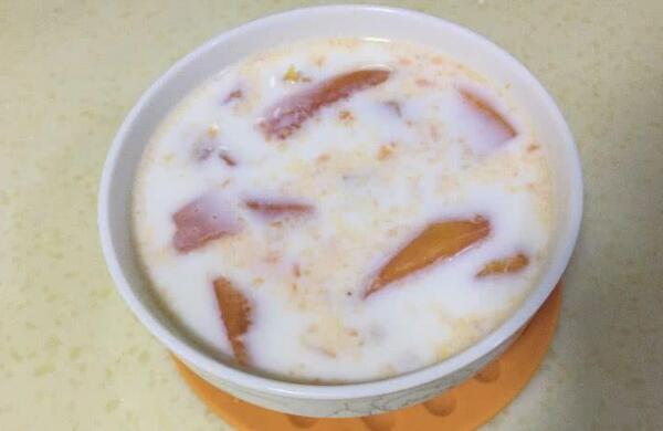 木瓜牛奶怎么做，簡(jiǎn)單一學(xué)就會(huì)木瓜牛奶的做法