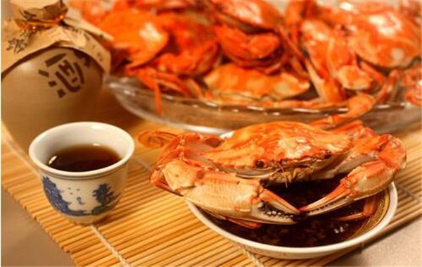 小柿子和什么不能一起吃，柿子和什么相克(高蛋白食物最忌諱）