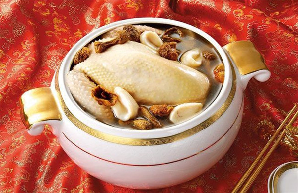 松茸怎么吃，松茸燉雞的做法