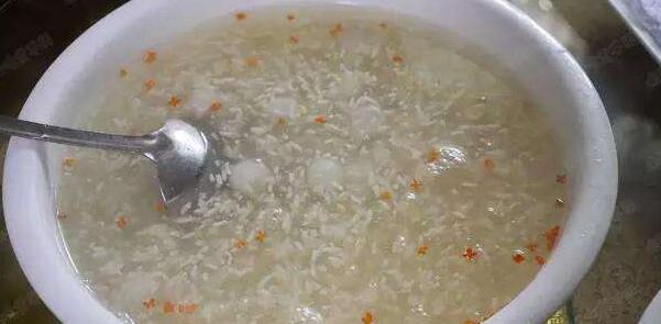米酒湯圓怎么做，米酒湯圓的做法竅門(mén)