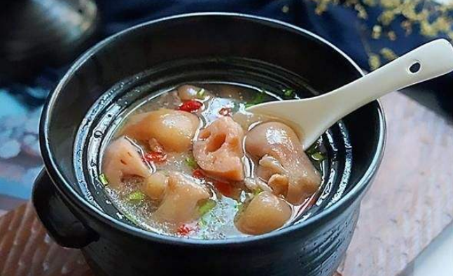 豬蹄蓮藕湯為什么會變黑，蓮藕湯怎么不黑