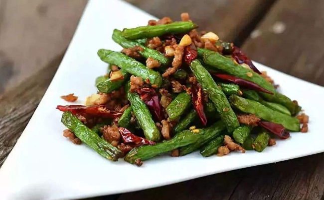 四季豆怎么做好吃，四季豆炒肉的做法