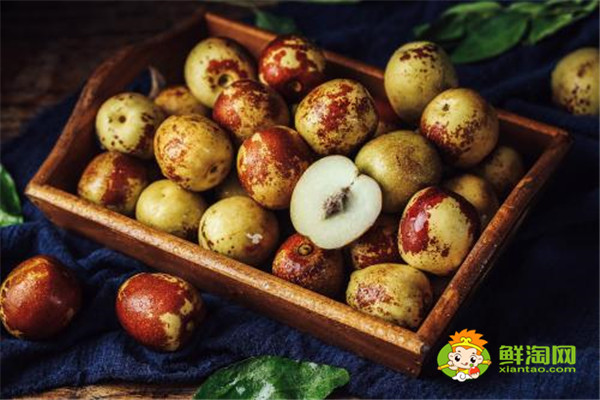 冬棗削皮還有營養(yǎng)嗎，吃冬棗的注意事項有哪些
