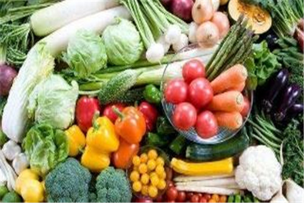 7種蔬菜更適合生吃，蔬菜生吃更有營養，廚房懶人必備