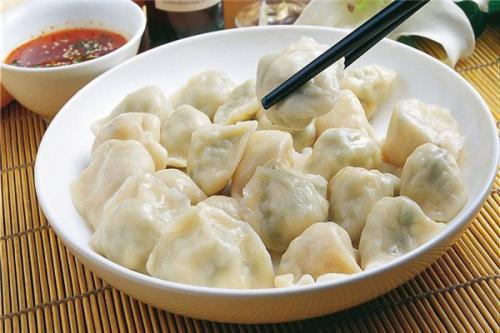 速凍餃子怎么煮，速凍餃子要小火慢煮