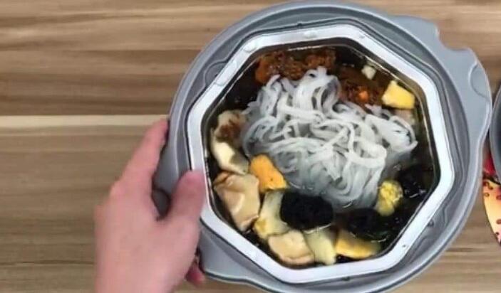 自嗨鍋加熱水還是涼水