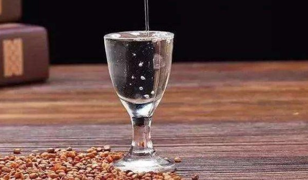 沒有料酒可以用白酒嗎