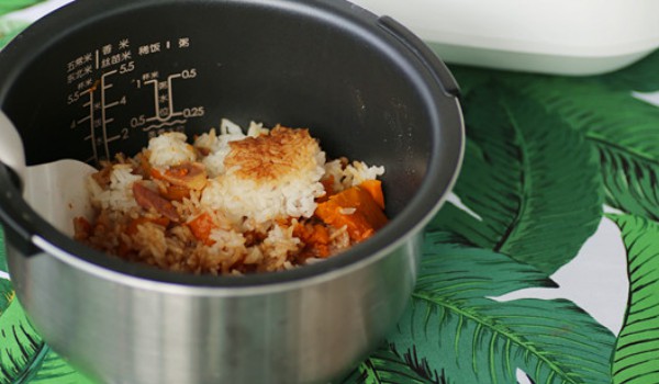 煲仔飯糊鍋是什么原因