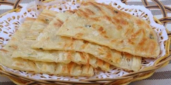 蔥油餅的面需要發嗎