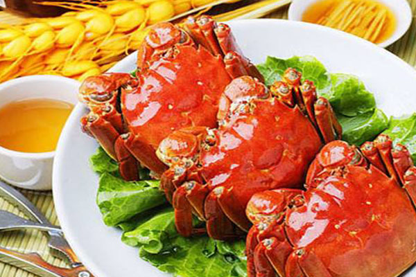 螃蟹跟柿子一起吃了會(huì)怎樣