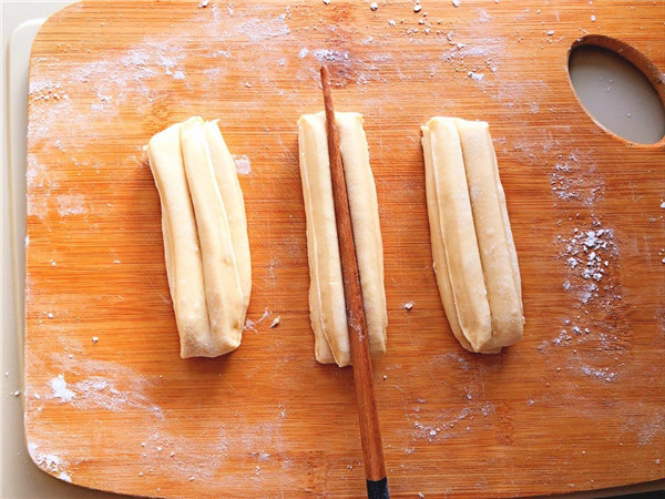商業(yè)油條加什么會(huì)酥脆