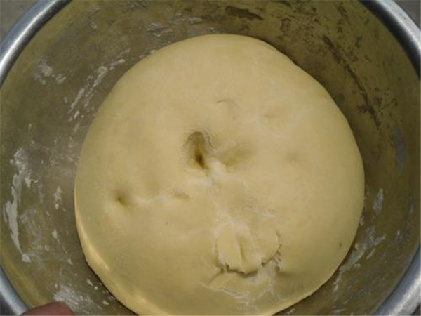 商業(yè)油條加什么會(huì)酥脆