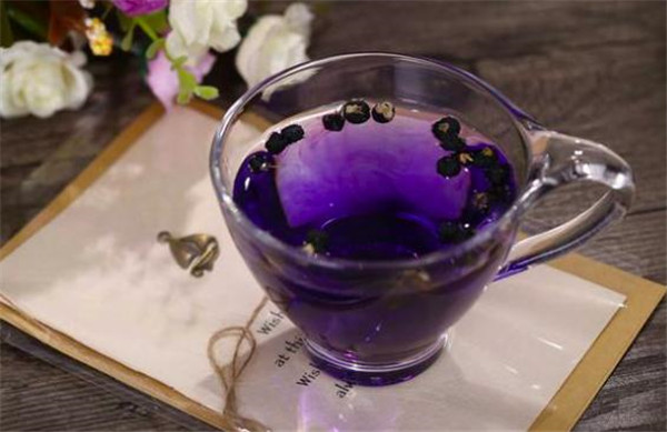 黑枸杞能和茶葉一起泡水喝嗎